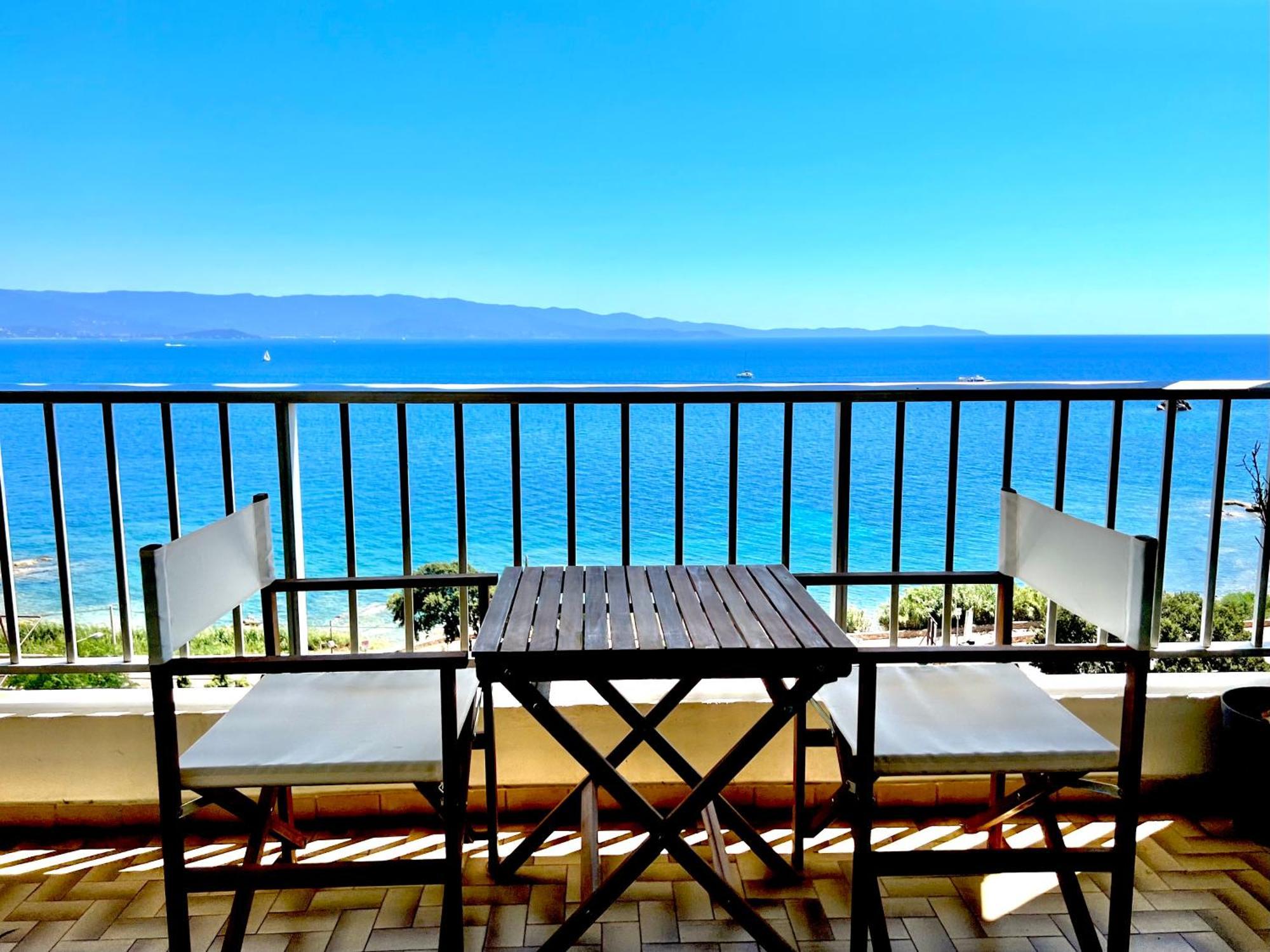 Appartement Avec Magnifique Vue Mer Αζάτσιο Εξωτερικό φωτογραφία